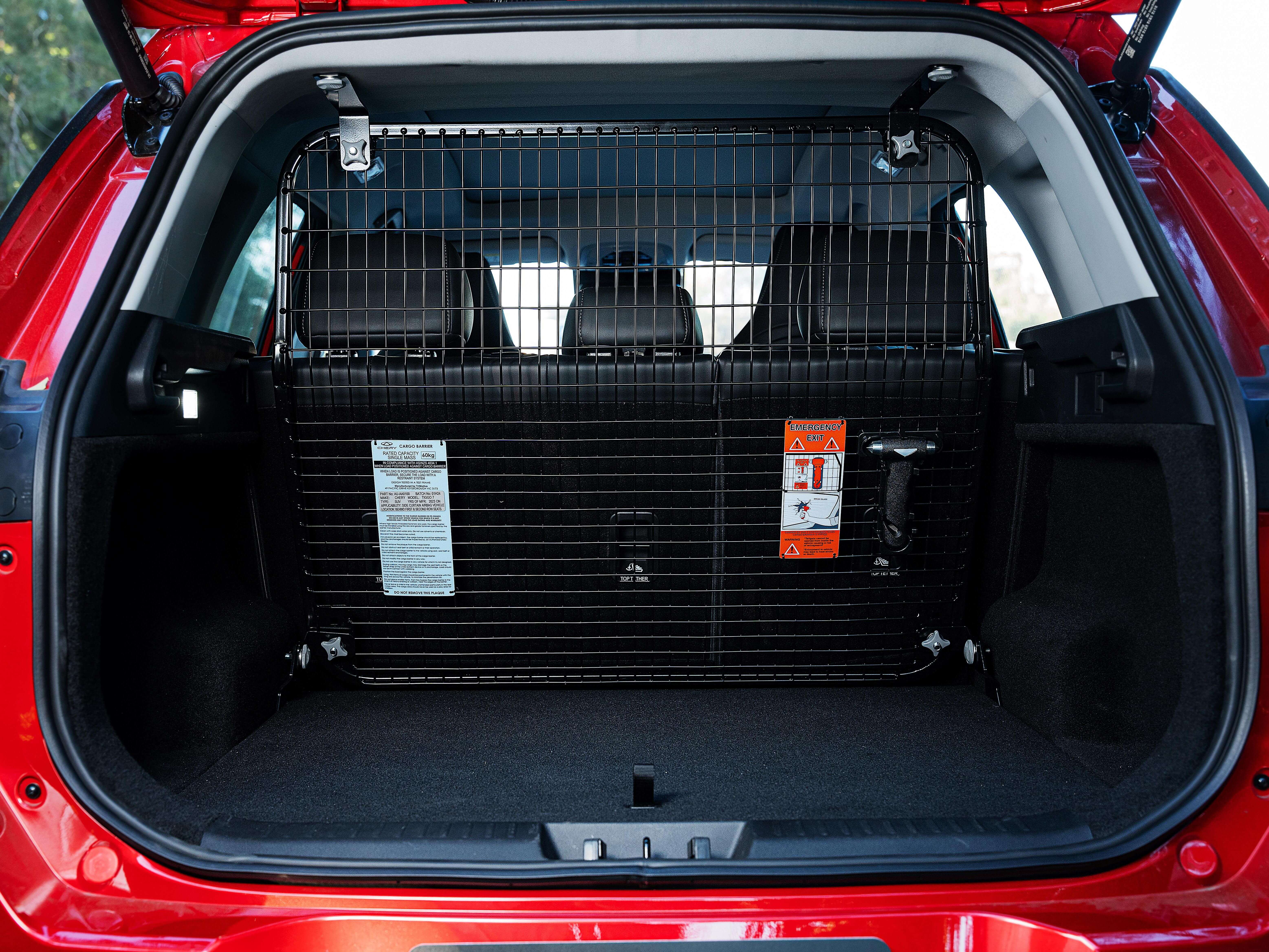 Cargo Barrier (T7).jpg