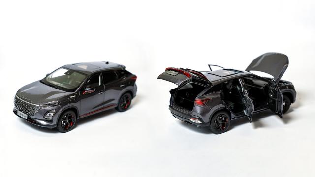 1:18 Scale Omoda 5 Model Car