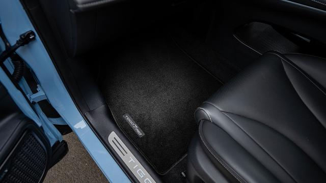 Floor Mats – Carpet