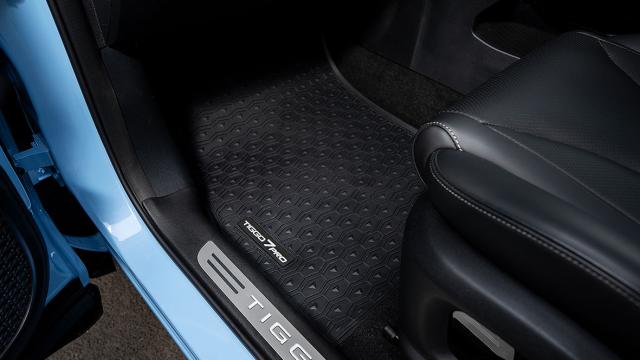 Floor Mats – Rubber